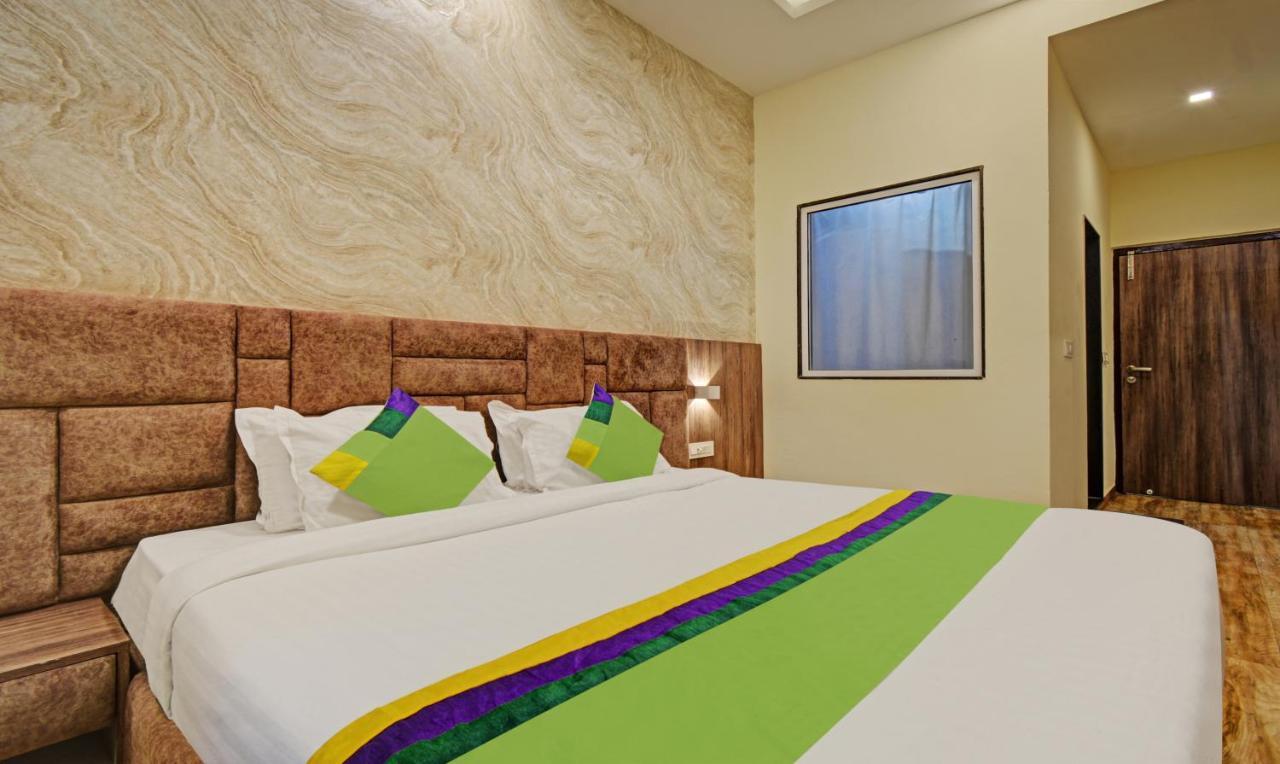 Tripli Hotels Le Shelton Udaipur Ngoại thất bức ảnh